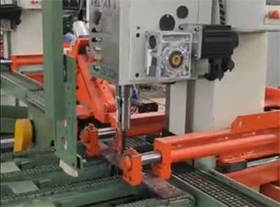 Z5132A單(dān)軸數控鑽(zuàn)床（汽車彈(dàn)簧鋼闆鑽(zuàn)孔自動生(shēng)産線）